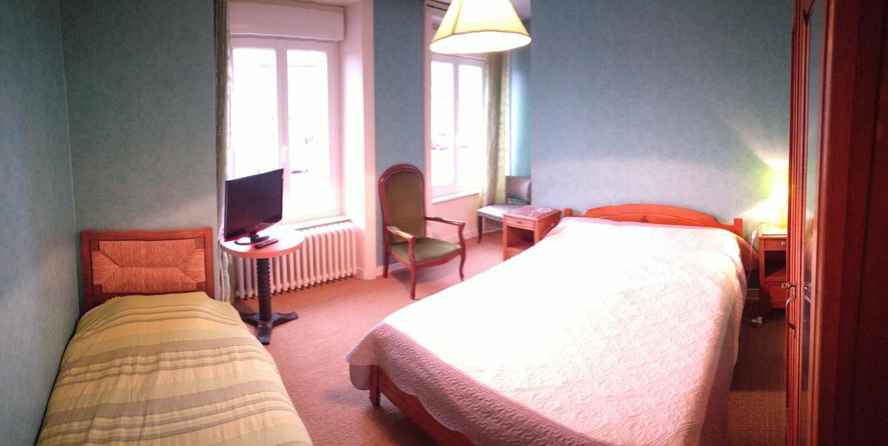 Hotel Le Chatiague Tence Exterior foto